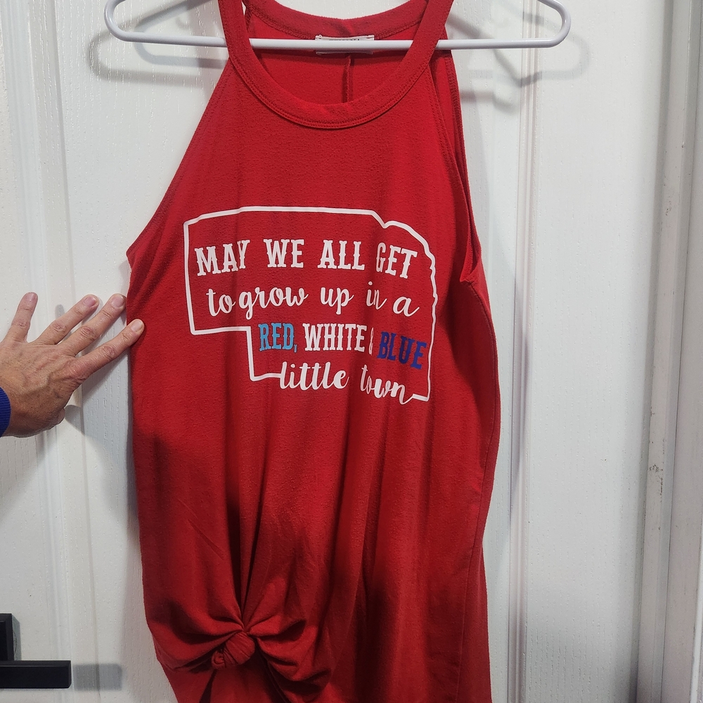 Zenana Outfitters Red Patriotic Graphic Tank Top